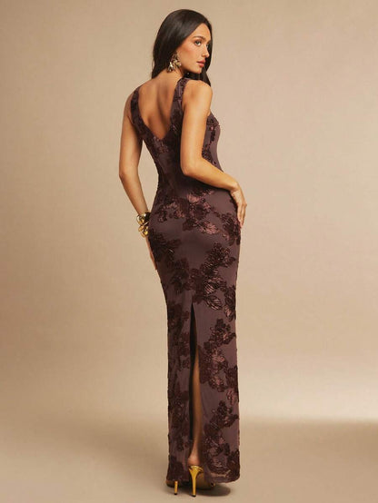 Vestido con bordado floral