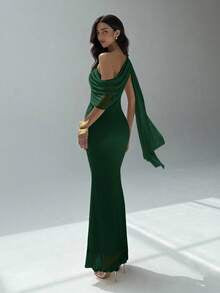 Vestido Elegante Corte Asimétrico