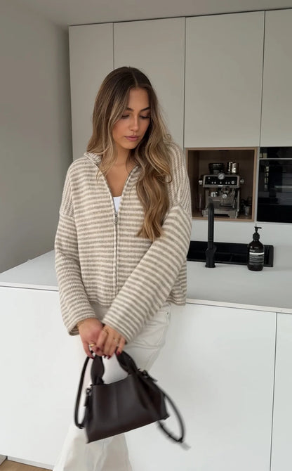 CARDIGAN DE PUNTO A RAYAS CON CREMALLERA CREMA