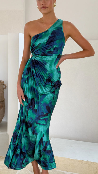 Elegante vestido largo con aberturas